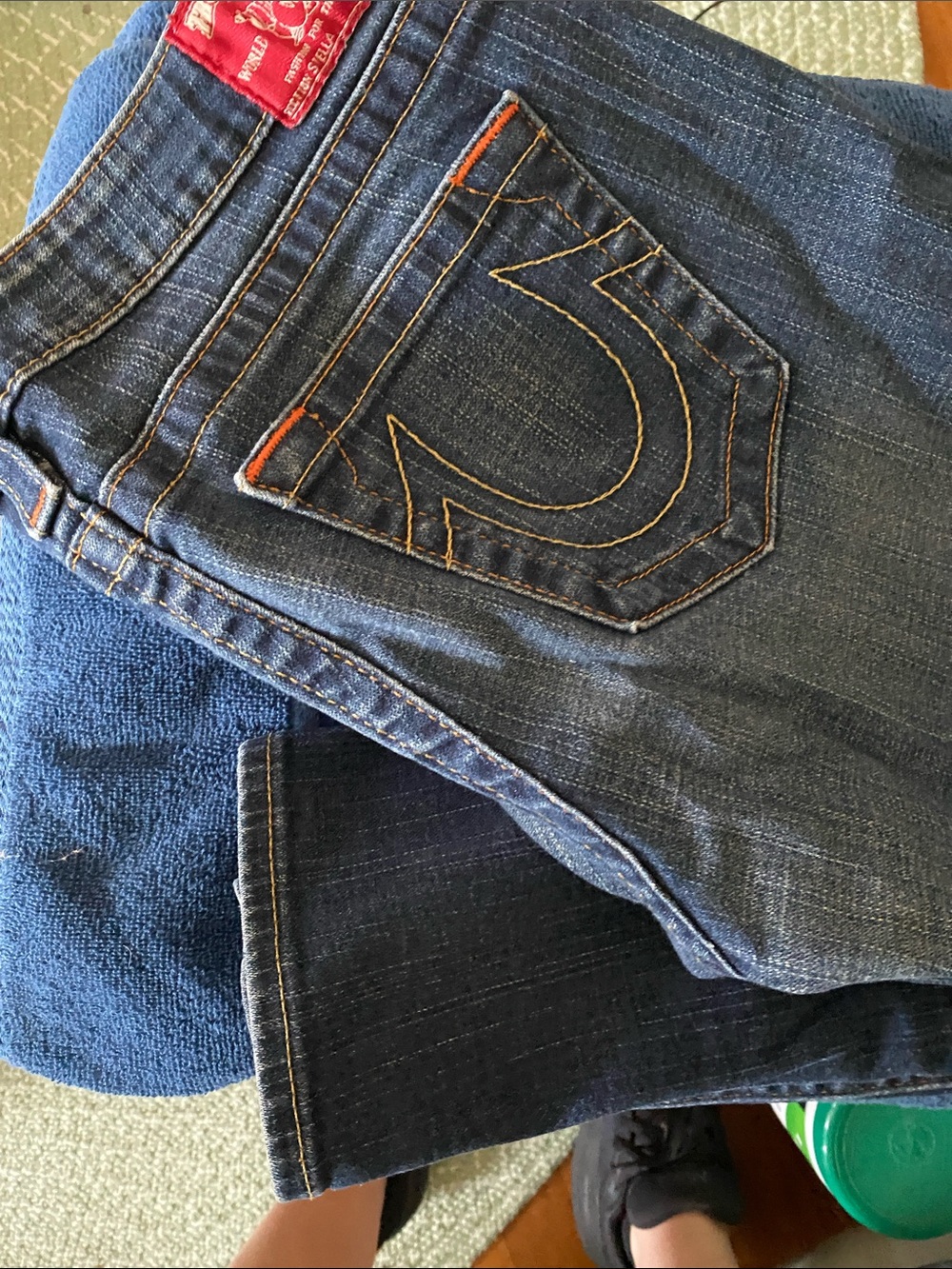True Religion Women's Skinny Jeans in Dark Indigo with Contrast Stitching